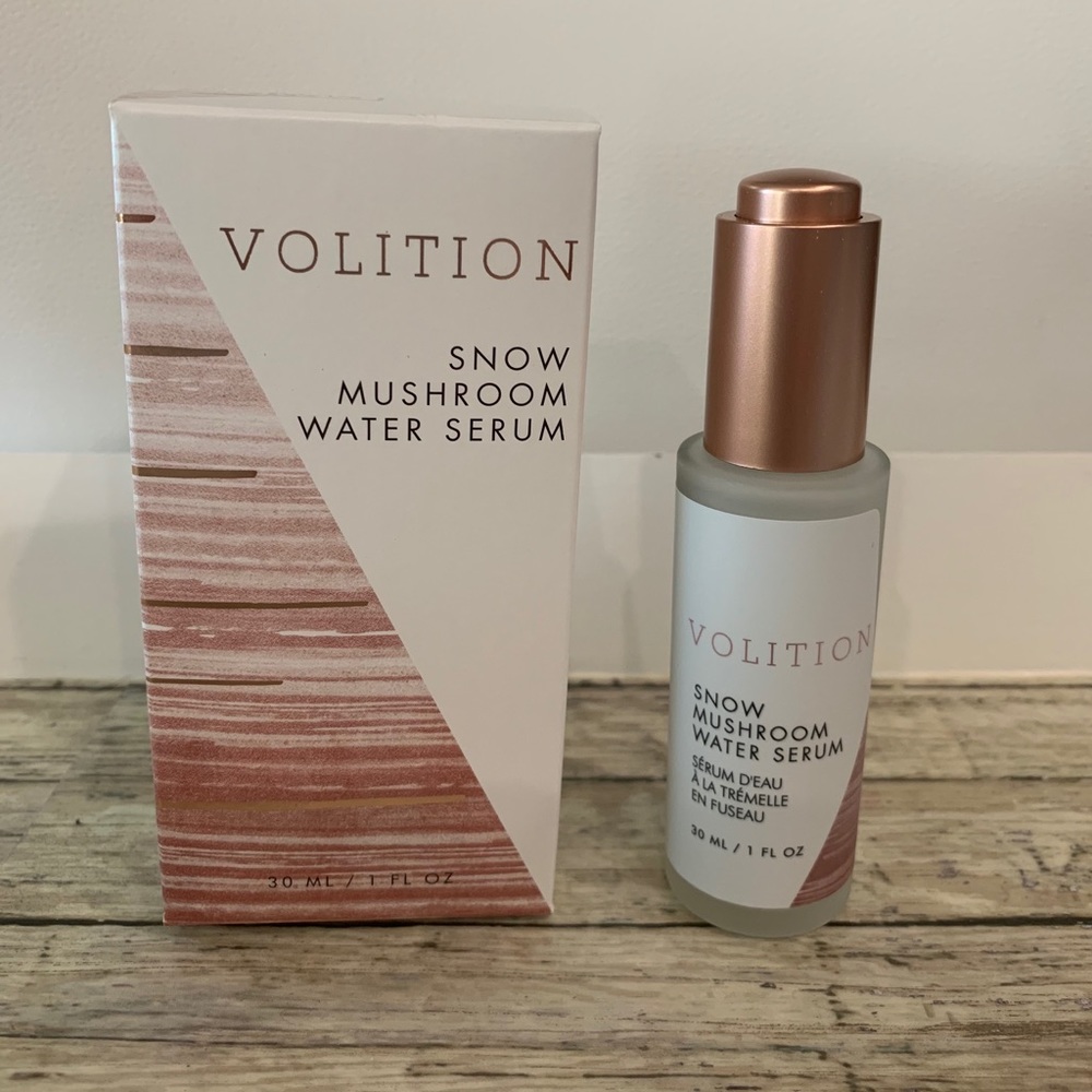 Snow Mushroom Water Serum - NWT
